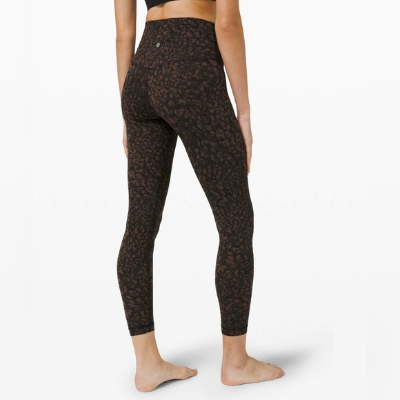 Lululemon women's Alignment Pant II 25"Wild Thing Camo Brown Earth Multi size 6 - Picture 5 of 6
